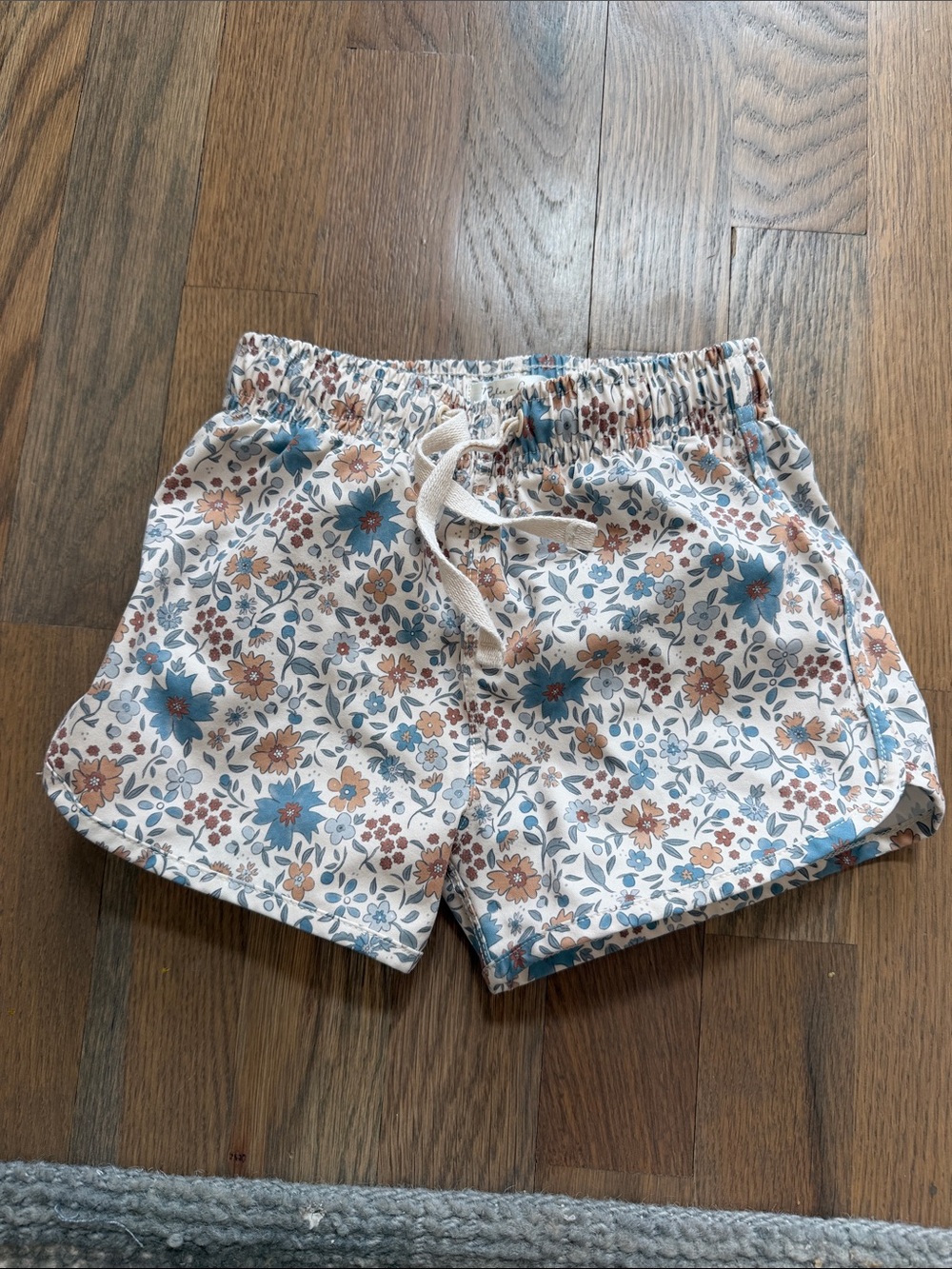 Rylee + Cru Floral Drawstring swim shorts  in Cream, Blue & Tan